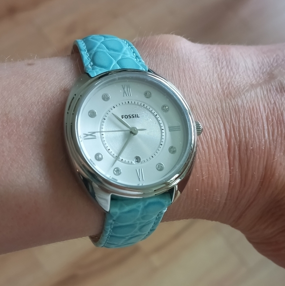 🌼 NWT Fossil turquoise leather watch - Picture 6 of 6